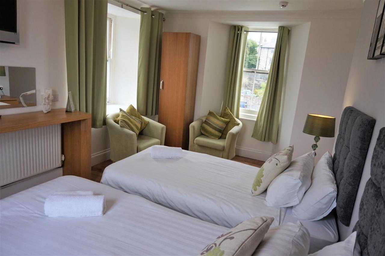 The Angel Hotel Cardigan Kültér fotó